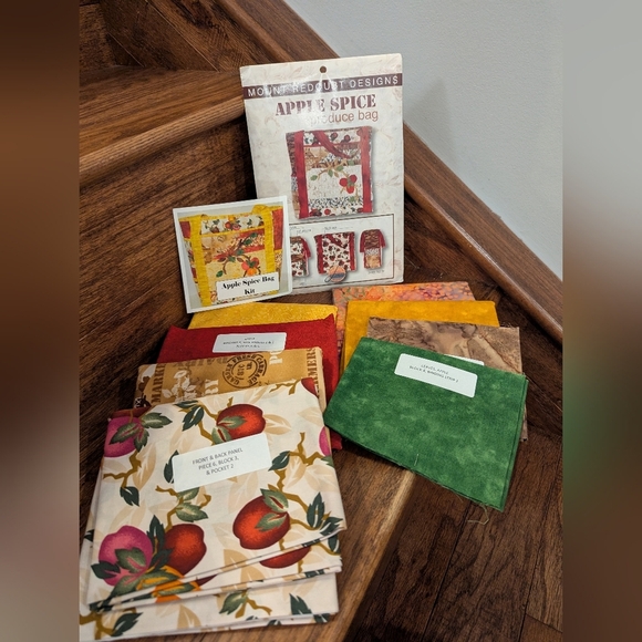 Mount Redoubt Designs by Letita Hutchings Apple spice produce bag Quilt Project - Picture 1 of 11